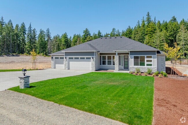 Newer craftsman homes being built daily in the Chico area.