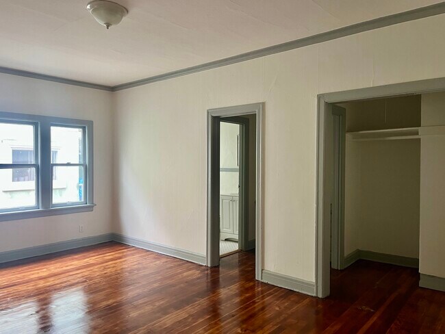 335 S Rampart Blvd unit 307, Los Angeles, CA 90057 - photo 3