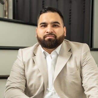 Alejandro Bravo