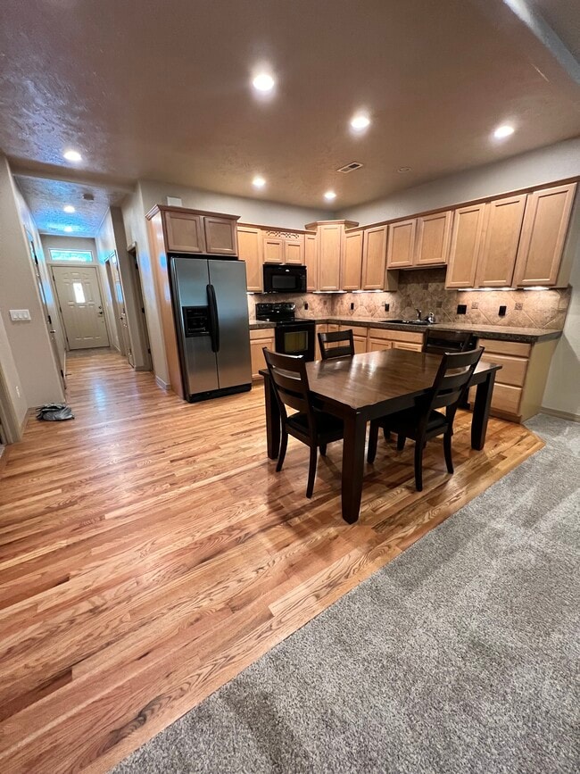 1616 Treehaven Ct, Grand Junction, CO 81506 - photo 5