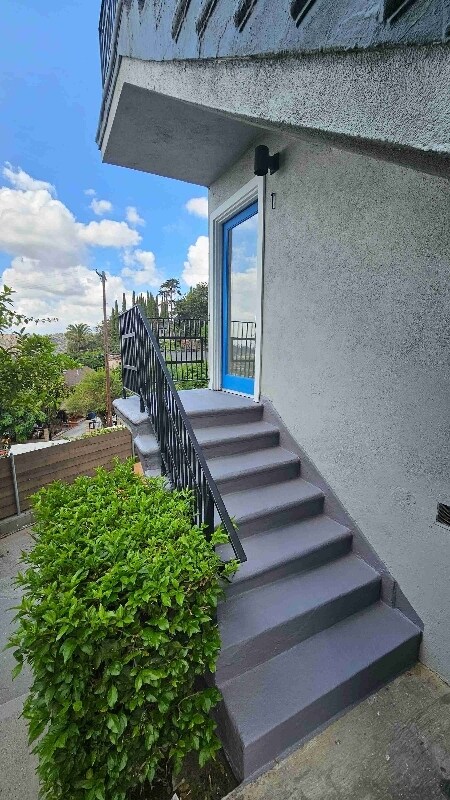 3422 Glenalbyn Dr unit 2, Los Angeles, CA 90065 - photo 2