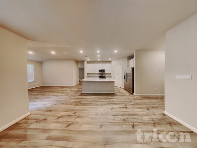 13618 Paxton Blvd, Saint Hedwig, TX 78152 - photo 2