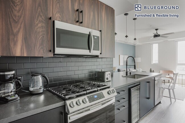 201 The Promenade N unit FL6-ID1259, Long Beach, CA 90802 - photo 7