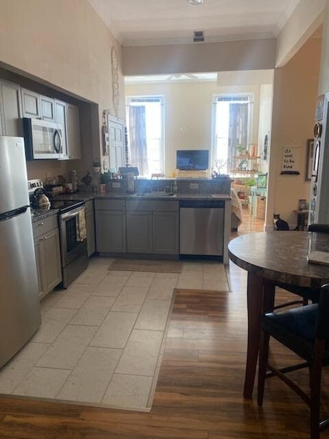 1508 Newcastle St unit 204, Brunswick, GA 31520 - photo 5