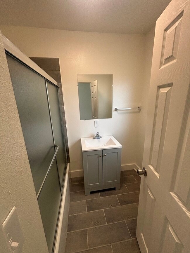 317 E 61st St, Long Beach, CA 90805 - photo 7