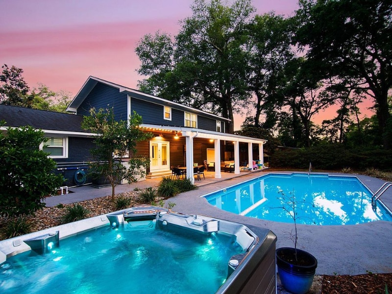 584 Fort Johnson Rd, Charleston, SC 29412 - photo 1