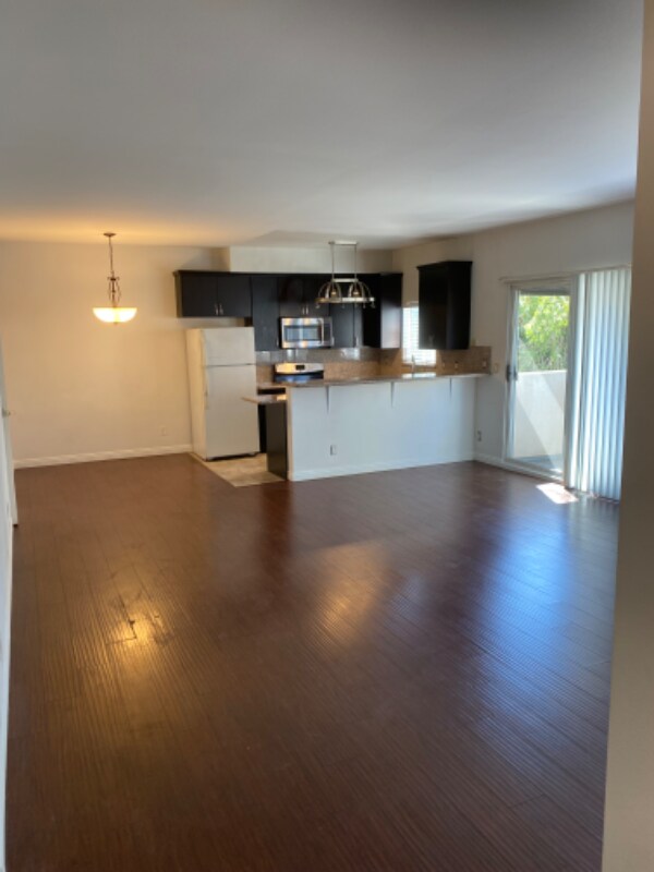 3727 Watseka Ave unit 205, Los Angeles, CA 90034 - photo 2