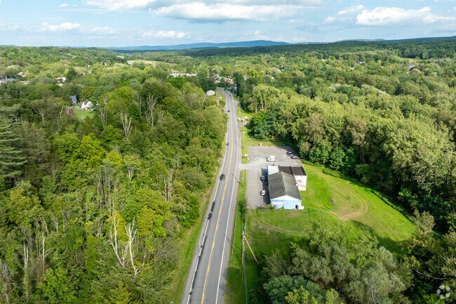 The median household income in Rochester is $80,030.