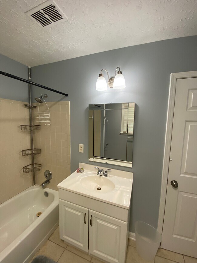 5512 Estates Ct unit 1, Norcross, GA 30093 - photo 4