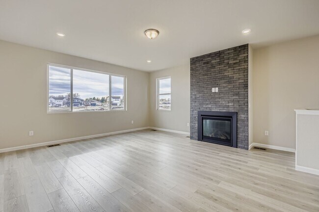 1815 Cord Grass Dr, Fort Collins, CO 80524 - photo 6