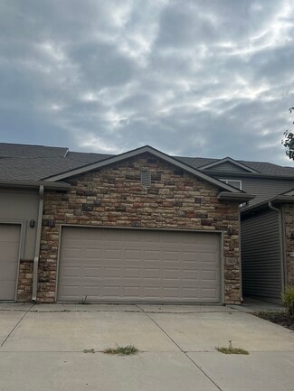 1211 Turtle Creek Rd, Lincoln, NE 68521