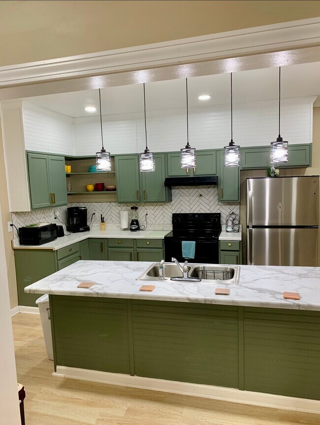 4220 10th Ave, Birmingham, AL 35224