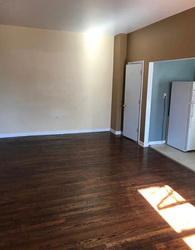 728 Anderson St unit 3, Trenton, NJ 08611 - photo 2