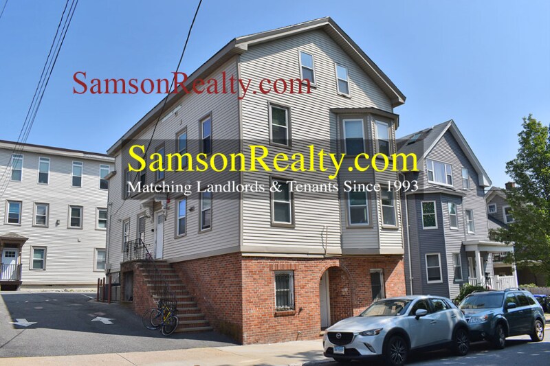 16 Trenton St unit G, Providence, RI 02906 - photo 1