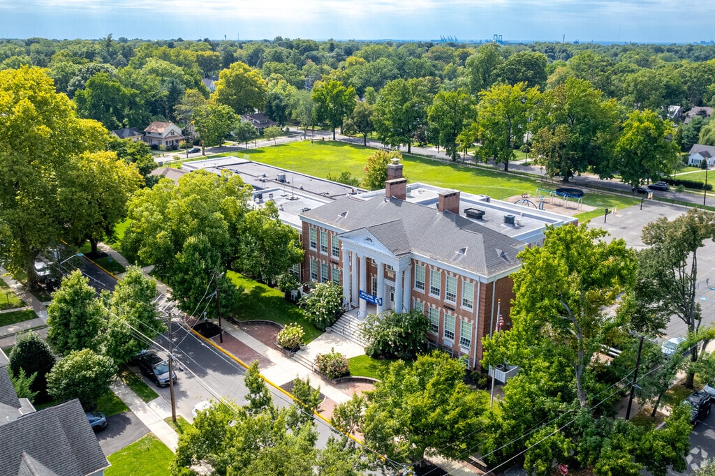 Students can attend Elizabeth Haddon Elementary School.