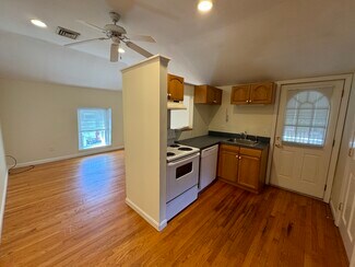 24 Henderson St Unit 3, Arlington, MA 02474