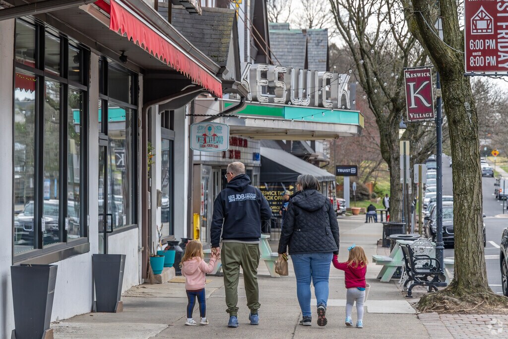 Glenside is a very family friendly town.