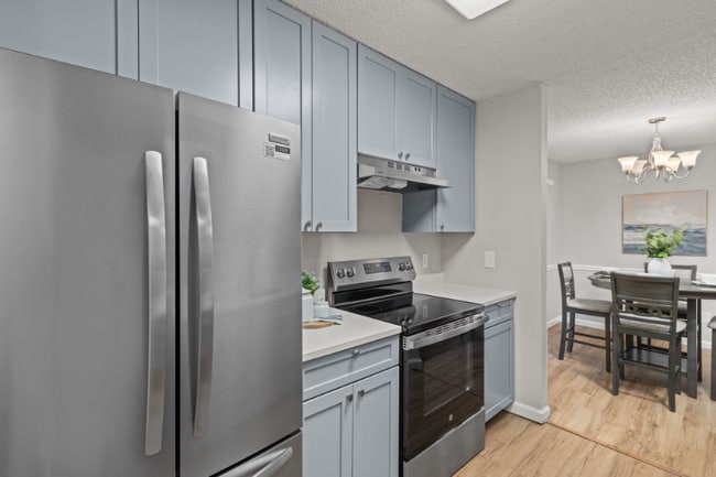 1607 Redbird Cove, Saint Louis, MO 63144 - photo 3