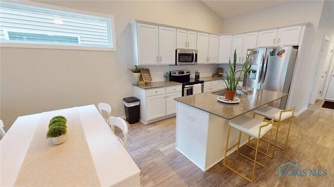 2143 Fieldbrook Dr, Toledo, OH 43615 - photo 7