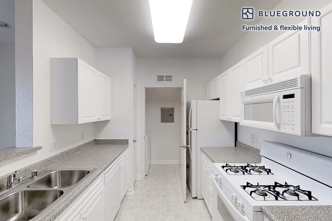 3200 Rubino Dr unit FL3-ID9100A, San Jose, CA 95125 - photo 6