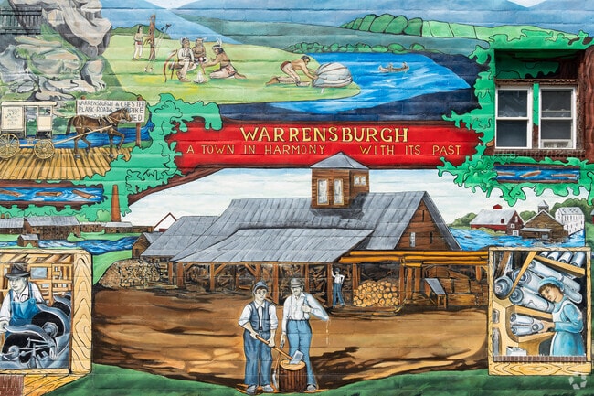 Warrensburg’s historic murals celebrate its role as gateway to the Adirondacks.