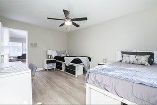 2353 Portland St, Los Angeles, CA 90007