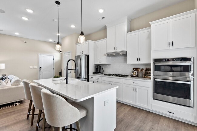 308 Silver Fleet Dr, Indian Trail, NC 28079 - photo 4