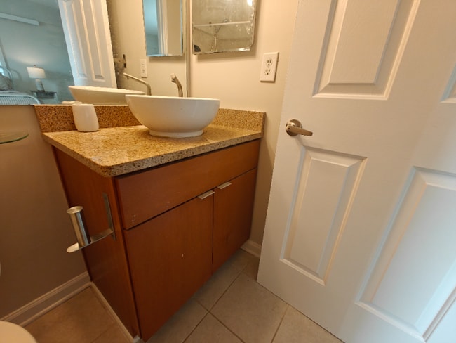 521 N Graham St unit 3A, Charlotte, NC 28202 - photo 5