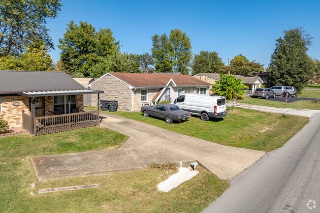 Hillview is a classic Americana community with a charming, retro feel.