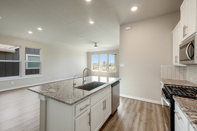 12216 Latticework, Schertz, TX 78154 - photo 4