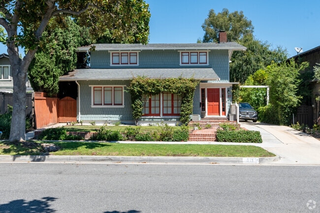 An Array style of homes can be found from Craftsman, Colonial Revival & English Tudor Revivals.