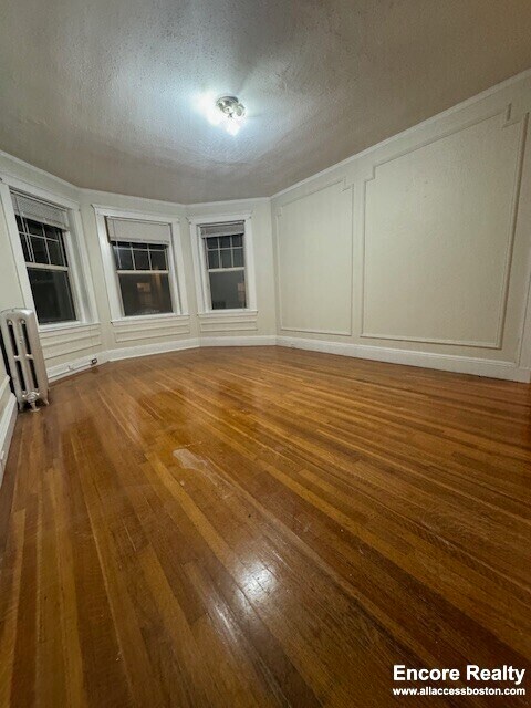 86 Maple St unit 6, Malden, MA 02148 - photo 1