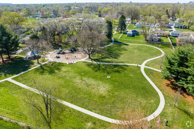 Belle Turner Park sits in the center of Highland Park and offers a sprawling green space.