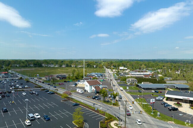 Maple Glen is a suburb of Philadelphia that is buzzing with life.