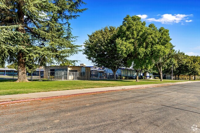 James Marshall Elementary School in Rouse Modesto, Ca hold classes across several buildings.