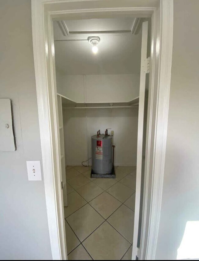 111 N L St unit 10, Lake Worth, FL 33460 - photo 5