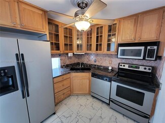 4200 NW 3rd Ct, Plantation, FL 33317