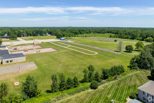 Northwest Early Elementary School seaves o