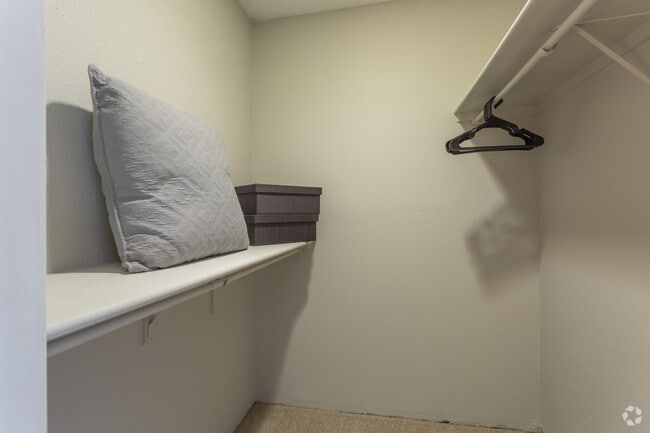 Retreat at Waters Edge, Denver, CO 80231 - photo 4