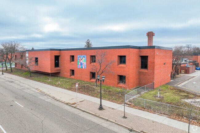 Hamline Elementary School has over 170 students in grades Pre-K-5th.