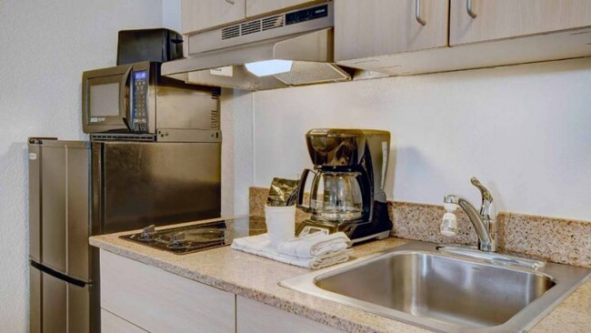 4950 S Outlet Center Dr unit A101, Tucson, AZ 85706 - photo 4