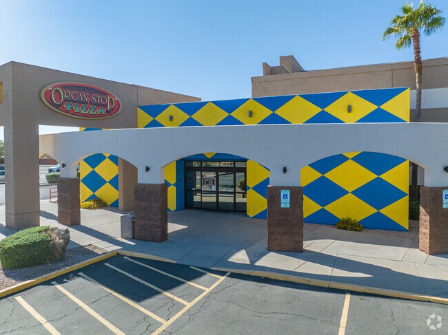 Each night in Mesa, Arizona, the largest theater pipe organ restaurant serves up Italian fare.