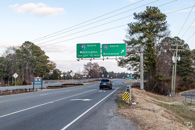 Ashland residents can take Interstate 95 for a quick commute to Richmond.