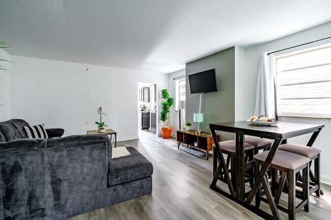 605 Dennison Ave unit ID1265618P, Columbus, OH 43215 - photo 6