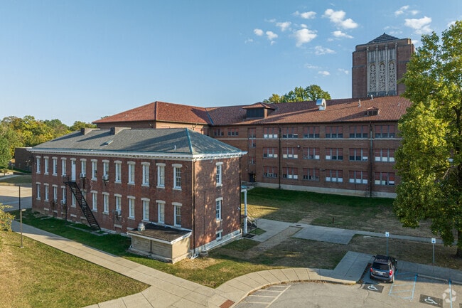 Arsenal Technical High School is located in Indianapolis, Indiana.