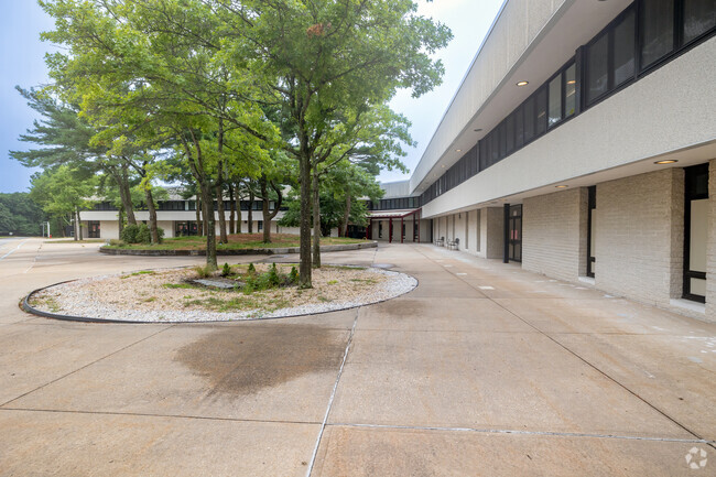 New Lane Elementary School is about 55 miles west of NYC and about 15 min. from LI beaches.