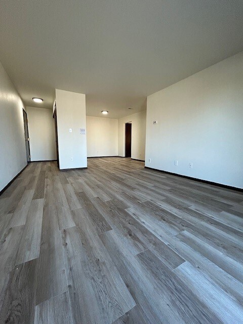 9401 W Calumet Rd, Milwaukee, WI 53224 - photo 5