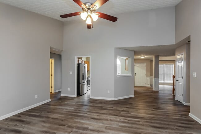 1292 Poison Oak Ct SE, Lawrenceville, GA 30045 - photo 4