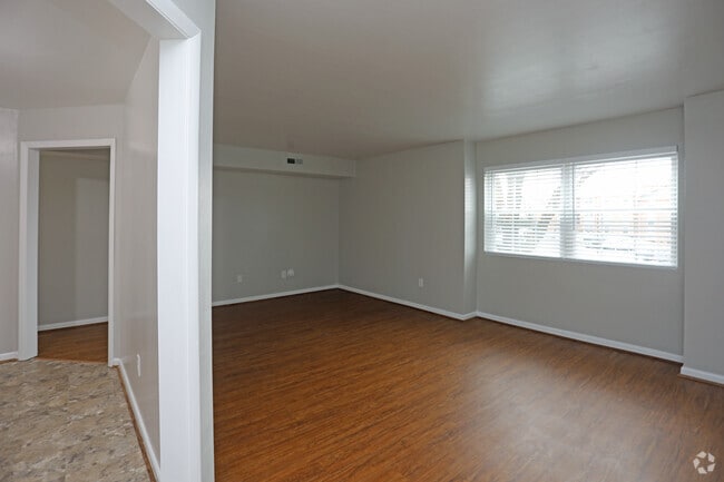 The View at 777, Salem, VA 24153 - photo 6