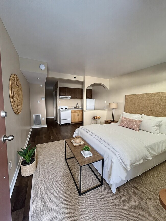 Towers on 19th, Phoenix, AZ 85029 - photo 5